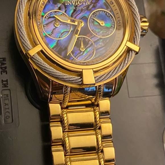 Woman watch